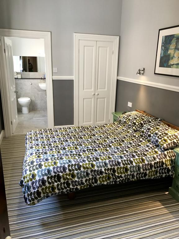 Dairy Guest House Йорк Екстериор снимка
